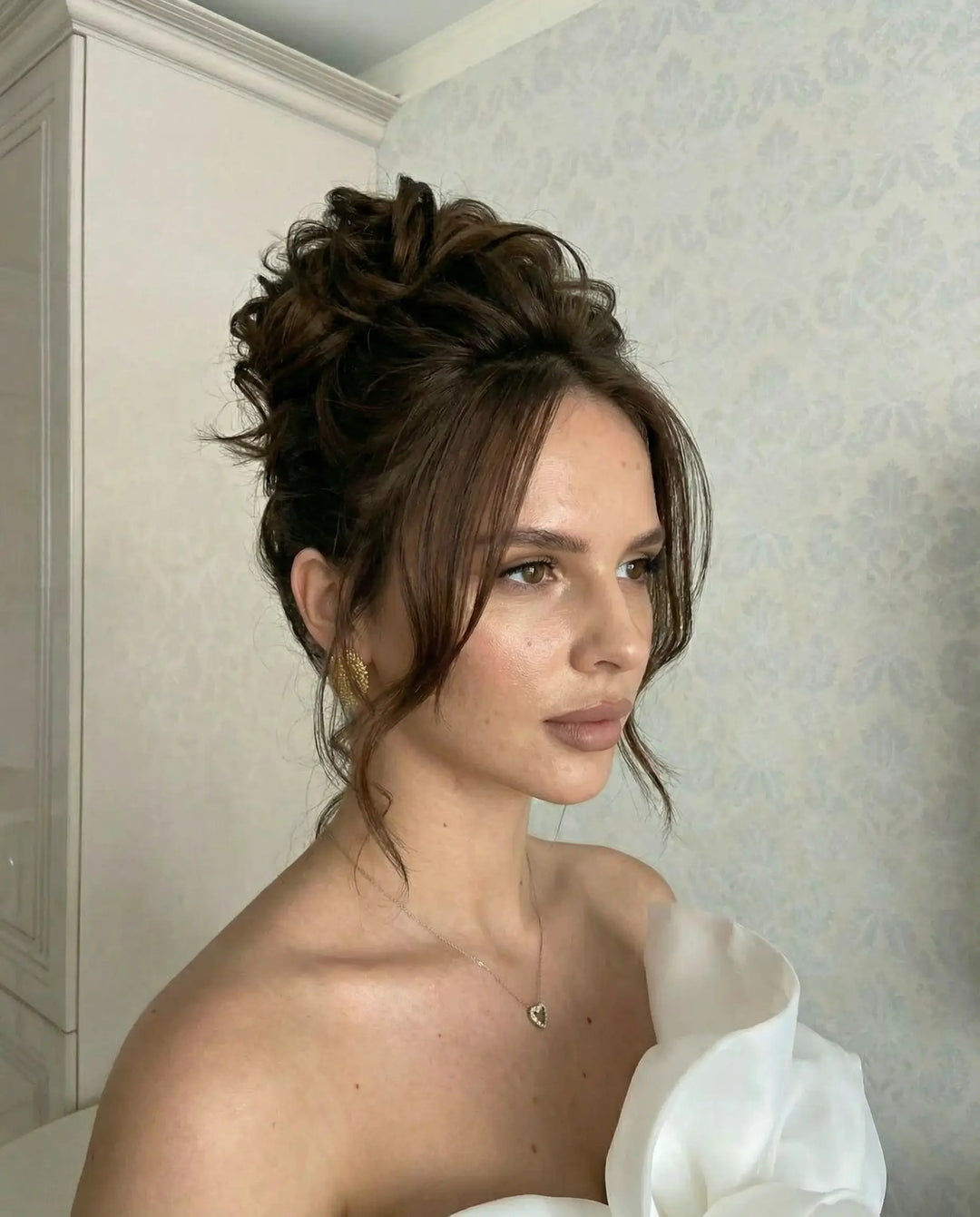 Messy Bun
